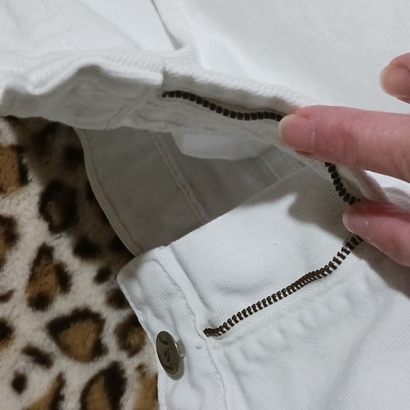 NWOT l.e.i. Low Rise White Denim Shorts Sz 5 juniors - Picture 6 of 14